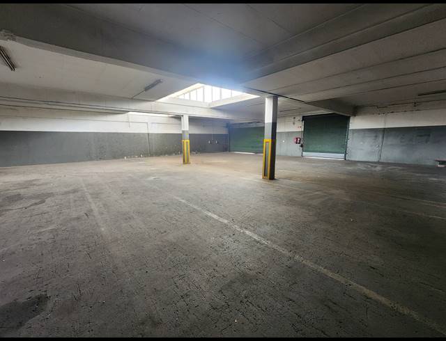651M² WAREHOUSE TO LET IN WADEVILLE